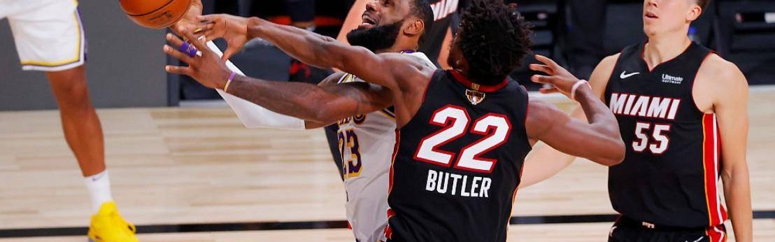  巴特勒准三双率队取胜，热火击败步行者逼近附加赛