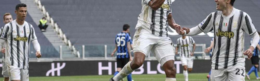  国际米兰绝杀尤文，登顶意甲积分榜  