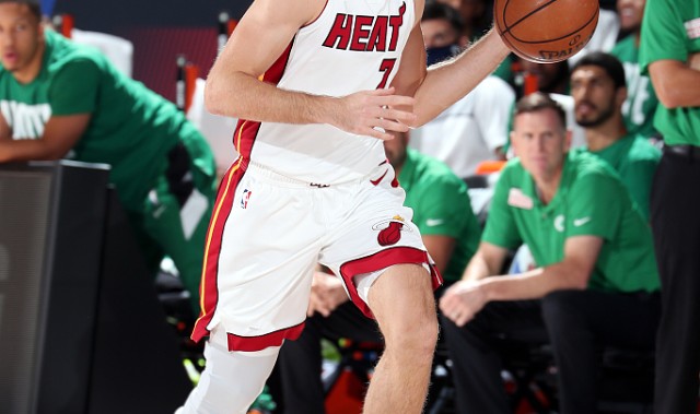  汉诺威96锋线哑火，全场浪射错失得分良机